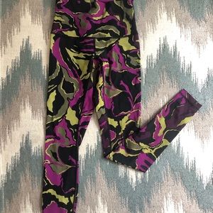 Funky Wunder Unders in Nearly Perfect Condition!